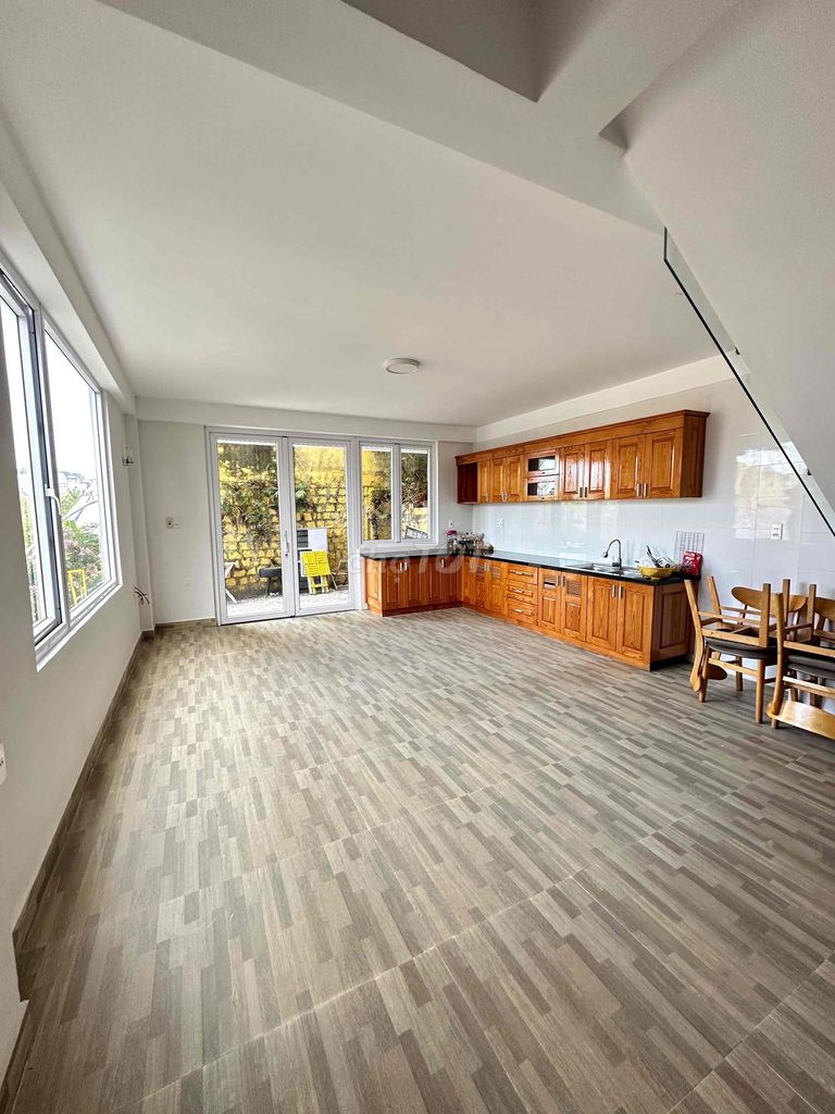 Bán Khách sạn, Bà Huyện Thanh Quan, Phường Lâm Viên, Tp Đà Lạt